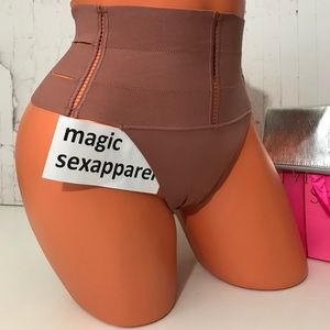 VS S TUMMY CONTROL STRAPPY HIGH RISE THONG CUT OUT